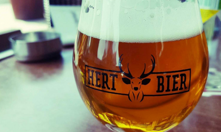 Zwaar Leven  Hert Bier  Zwaar Leven  Hert Bier